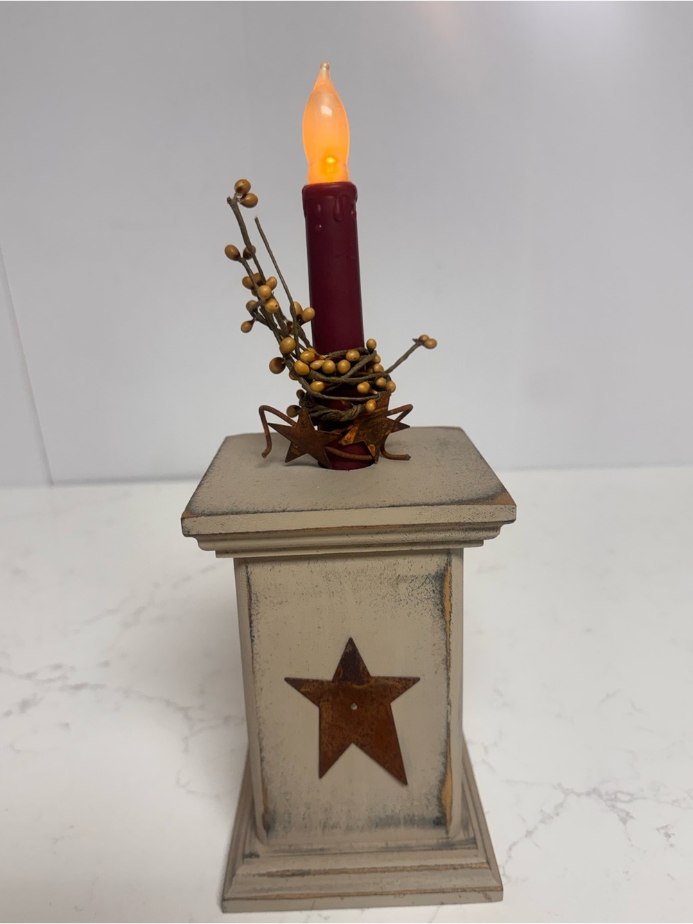 Primitive Country Lighted Taper Candle Lamp Wood Pedestal Star Pip Berries